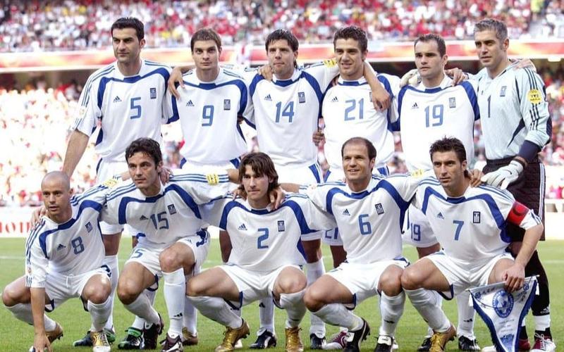 欧洲杯最佳阵容2004（欧洲杯最佳阵容2023年）