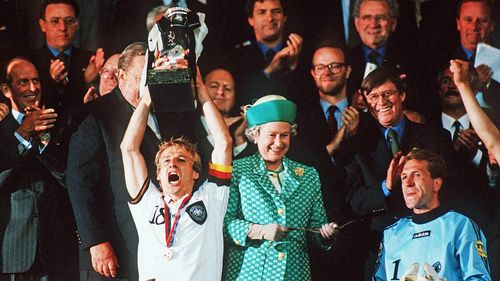 1996欧洲杯冠军是谁呀（1996欧洲杯冠军是谁呀图片）