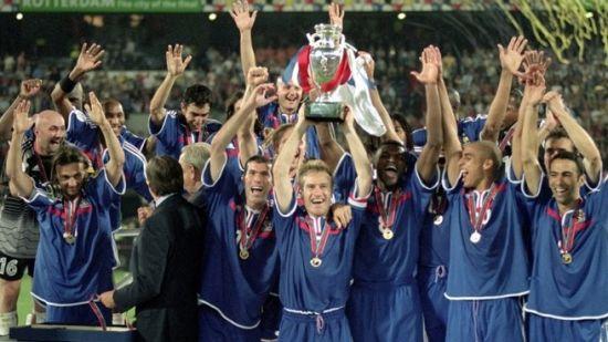 2000年欧洲杯法国金球（2000年欧洲杯法国队夺冠）